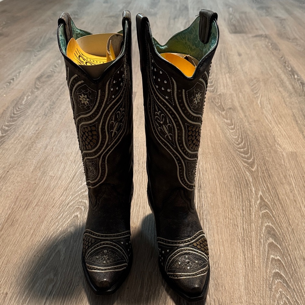 Corral Black and Brown Western Heeled Boots